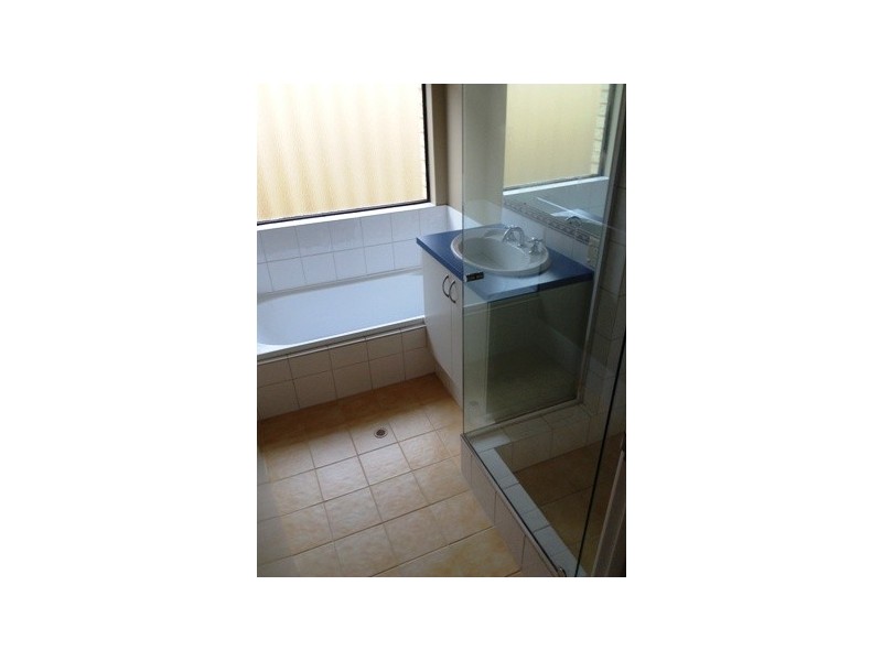 50 Amadeus Court, Port Kennedy WA 6172