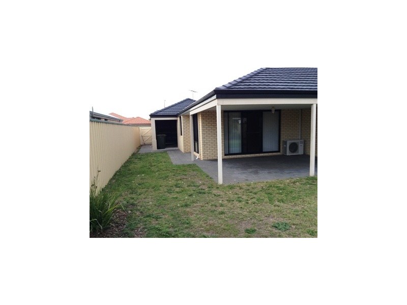 50 Amadeus Court, Port Kennedy WA 6172