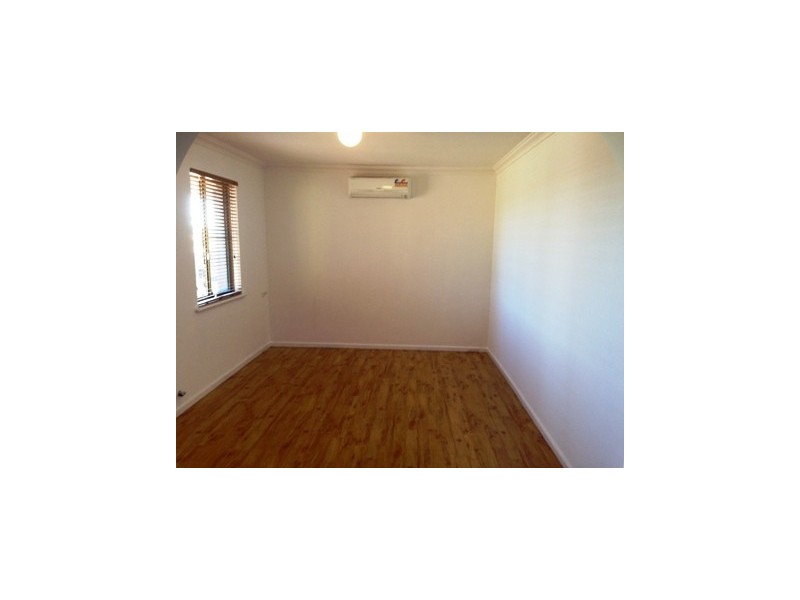 1 Genie Court, Cooloongup WA 6168