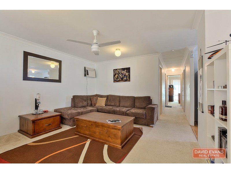 4/9 Merope Close, Rockingham WA 6168