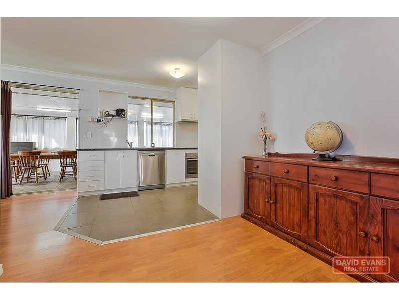 21 Bristol Street, Warnbro WA 6169