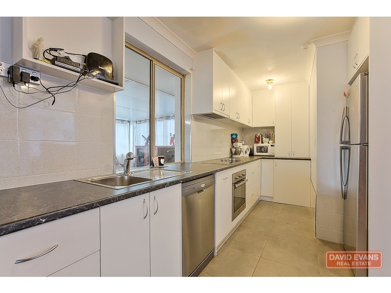 21 Bristol Street, Warnbro WA 6169