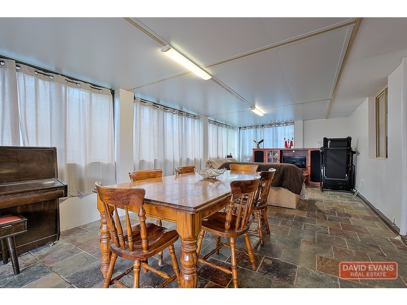 21 Bristol Street, Warnbro WA 6169