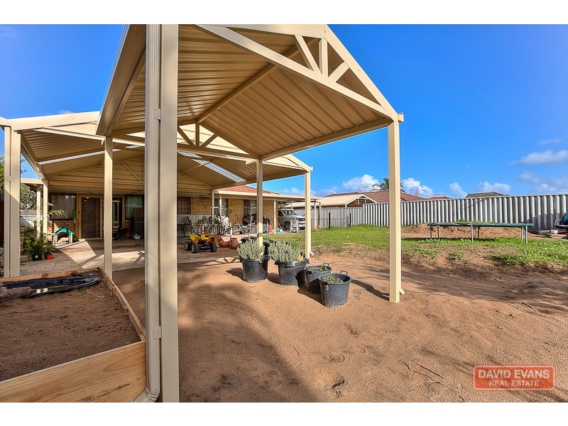 21 Bristol Street, Warnbro WA 6169
