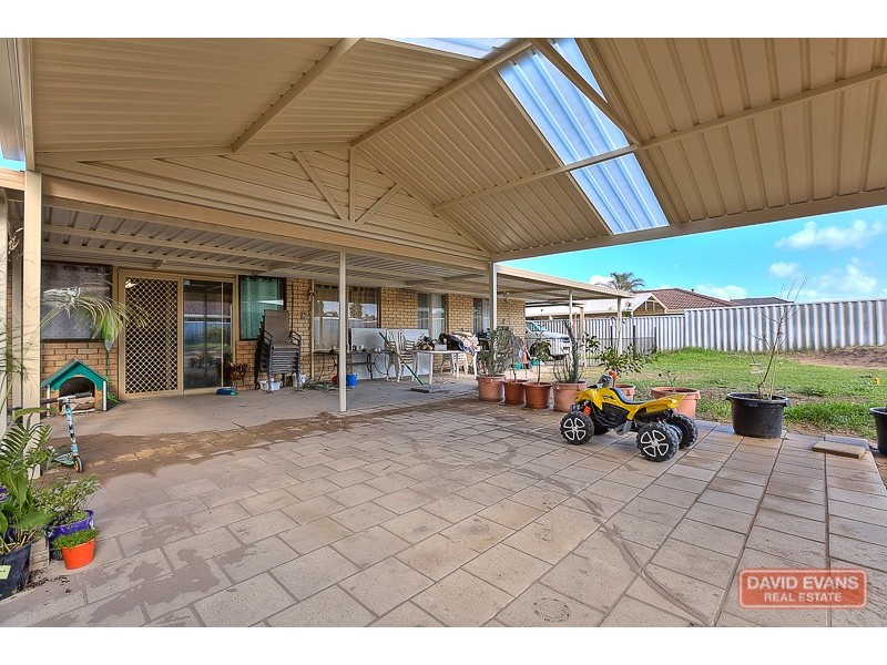 21 Bristol Street, Warnbro WA 6169