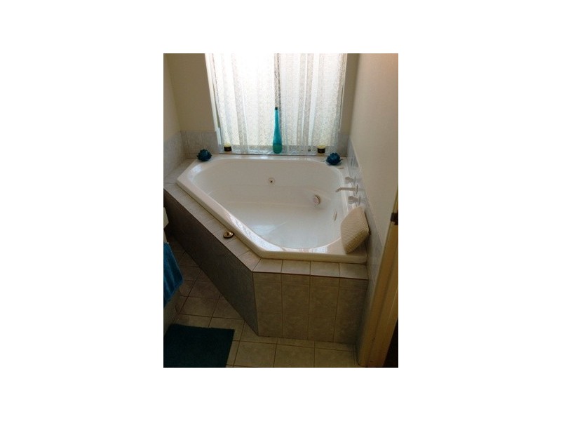 10 Amber Court, Warnbro WA 6169