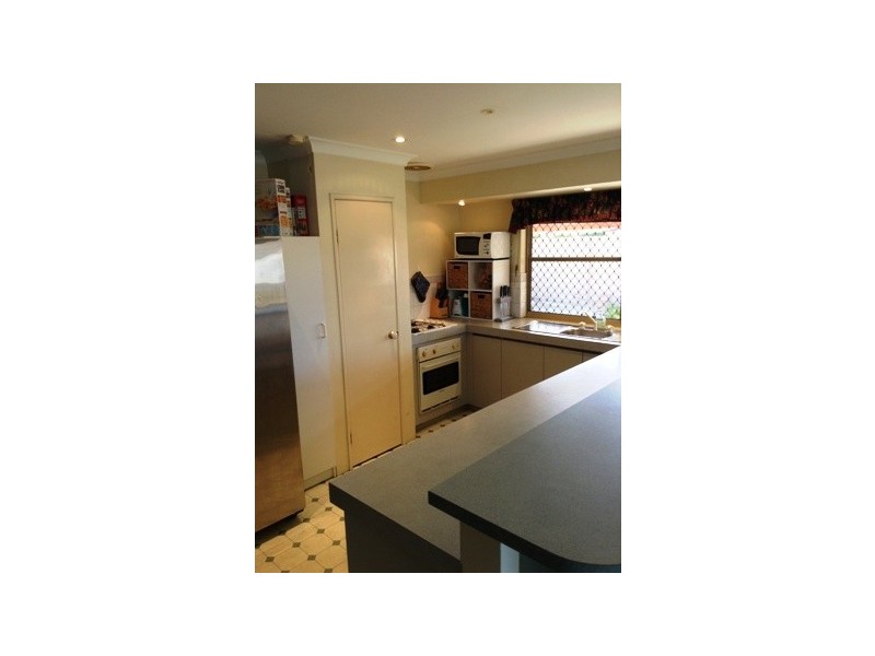 10 Amber Court, Warnbro WA 6169