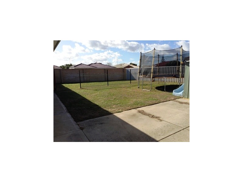 10 Amber Court, Warnbro WA 6169