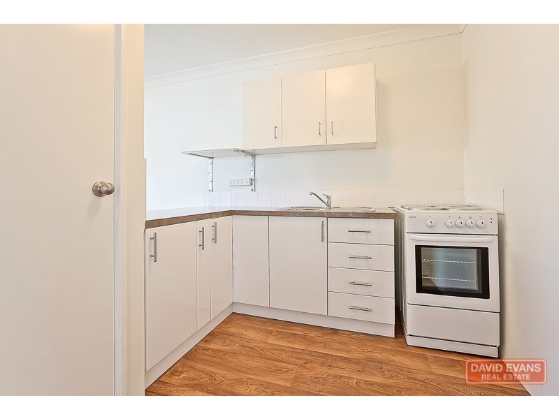 9/14 Hefron Street, Rockingham WA 6168