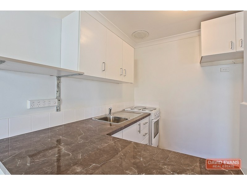 9/14 Hefron Street, Rockingham WA 6168