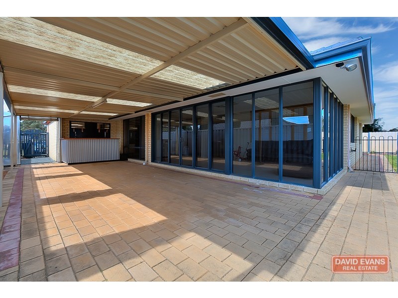 32 Hortonia Avenue, Secret Harbour WA 6173