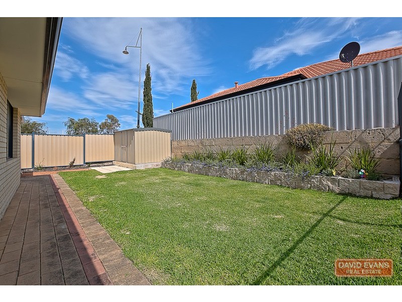 32 Hortonia Avenue, Secret Harbour WA 6173