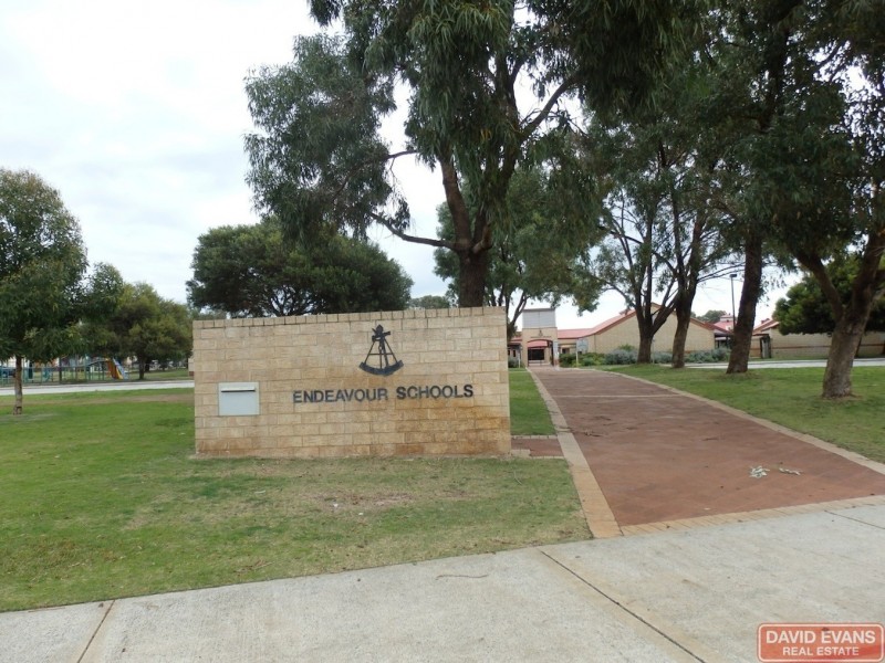 1 Cook Court, Port Kennedy WA 6172