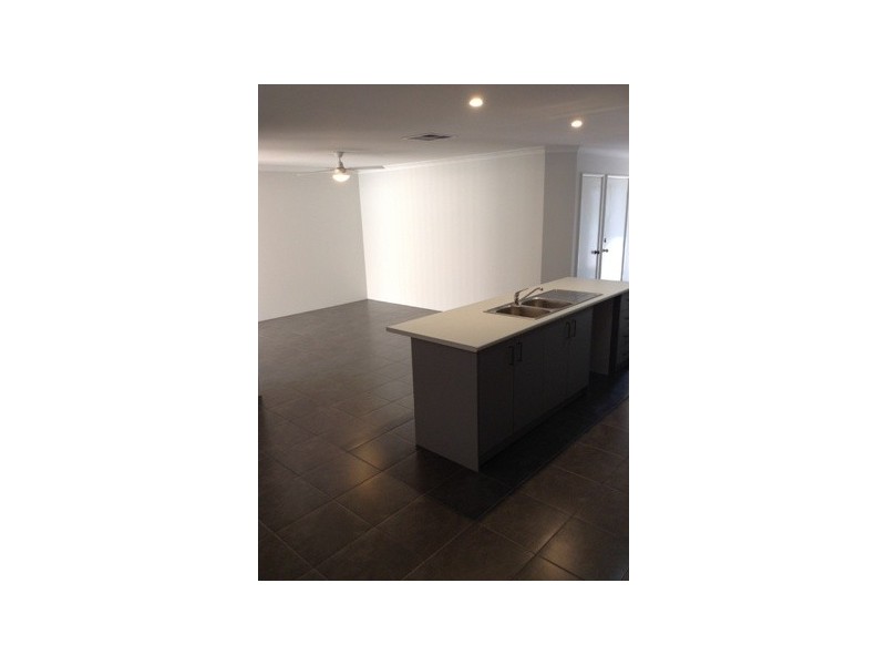 18A Ditullio Close, Spearwood WA 6163