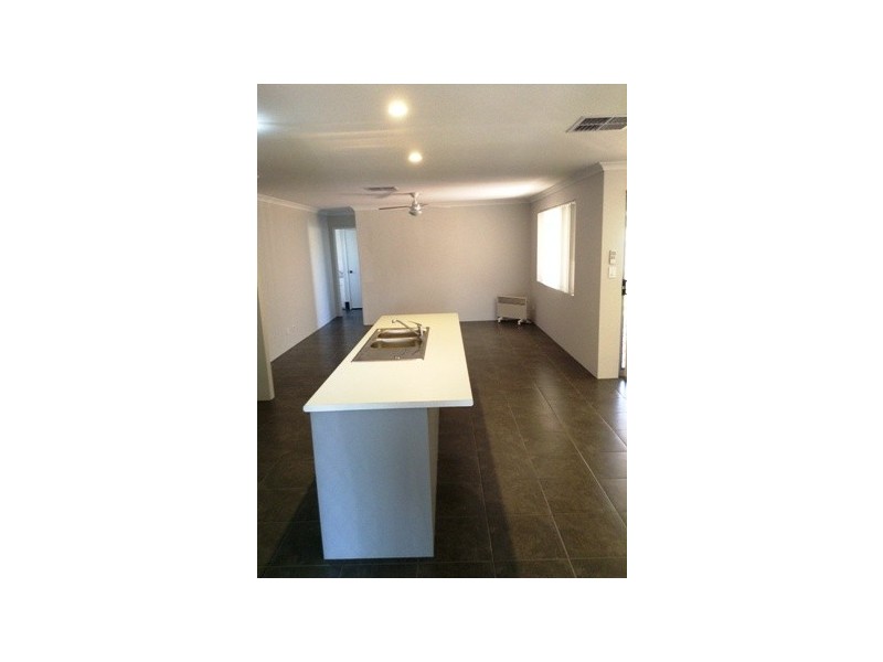 18A Ditullio Close, Spearwood WA 6163