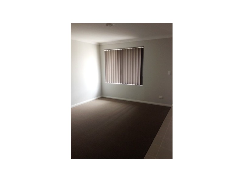 8 Anchorage Rise, Singleton WA 6175