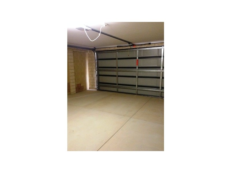 8 Anchorage Rise, Singleton WA 6175