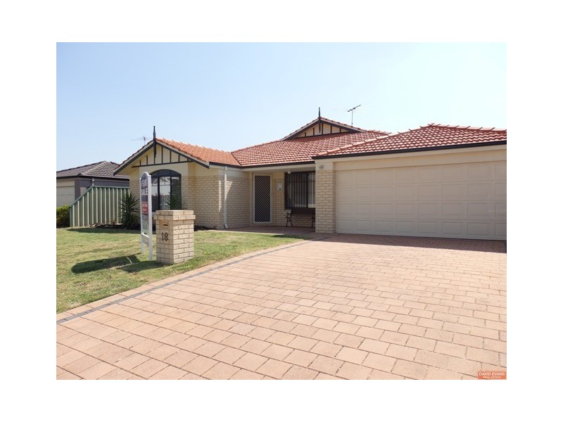 18 Corfu Pass, Port Kennedy WA 6172