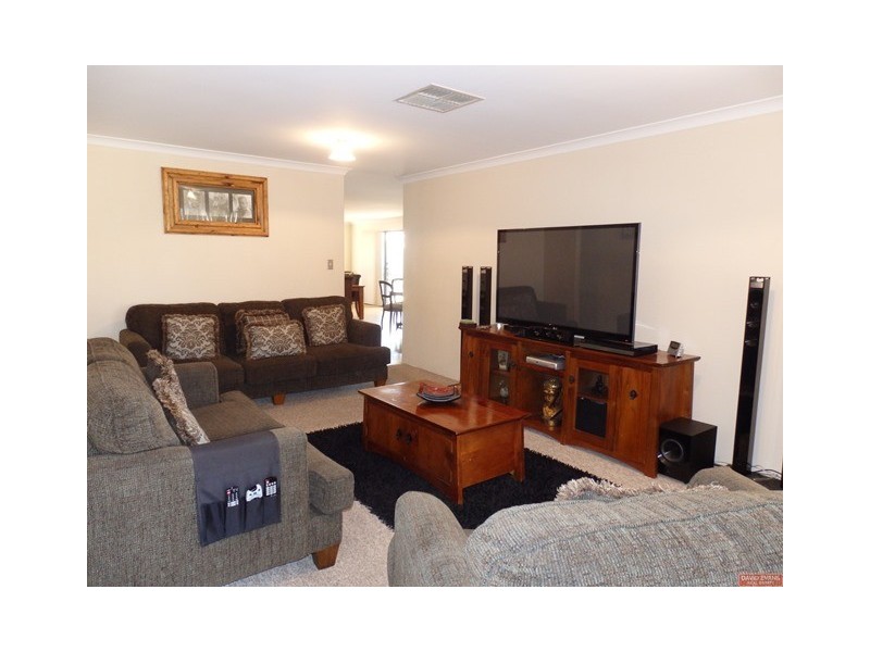 18 Corfu Pass, Port Kennedy WA 6172