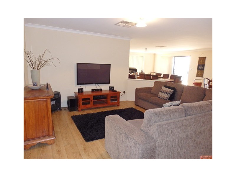 18 Corfu Pass, Port Kennedy WA 6172