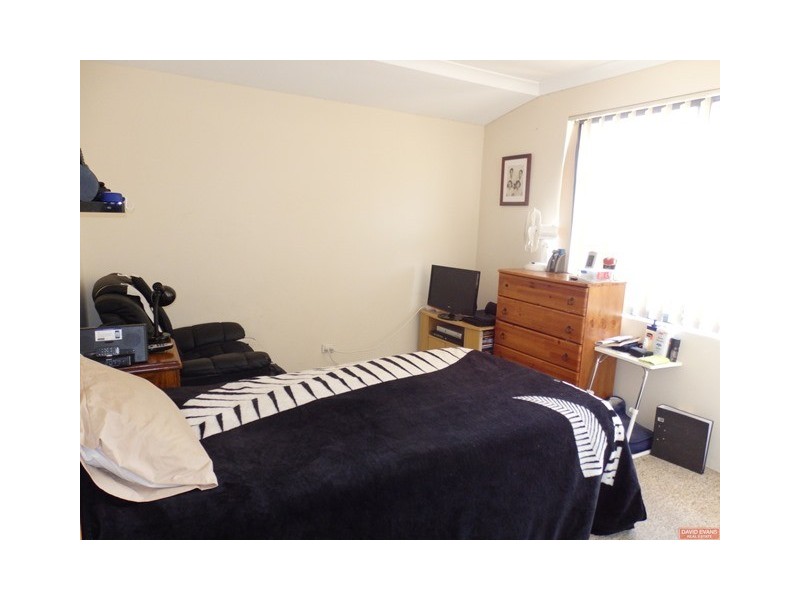 18 Corfu Pass, Port Kennedy WA 6172