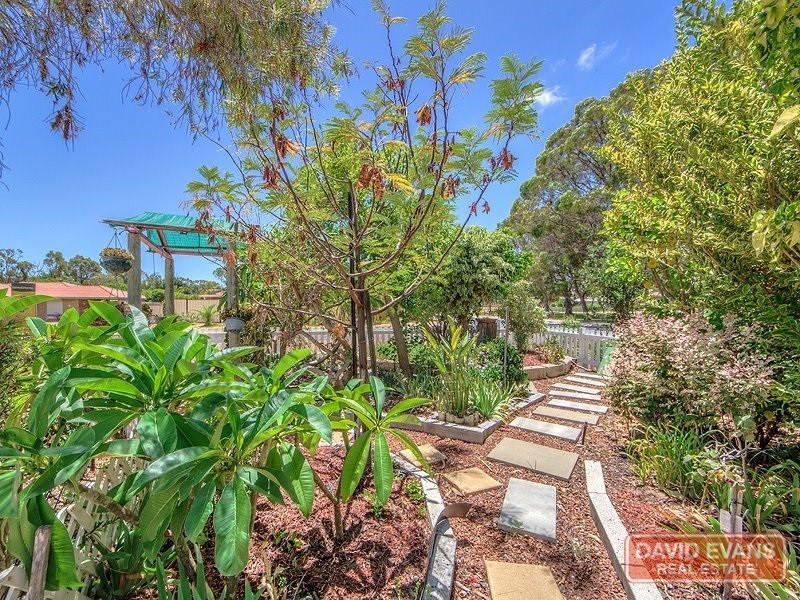 18 Monang Place, Mandurah WA 6210