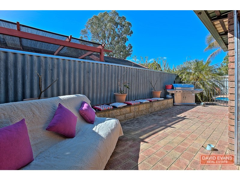 16 Kenton Way, Rockingham WA 6168