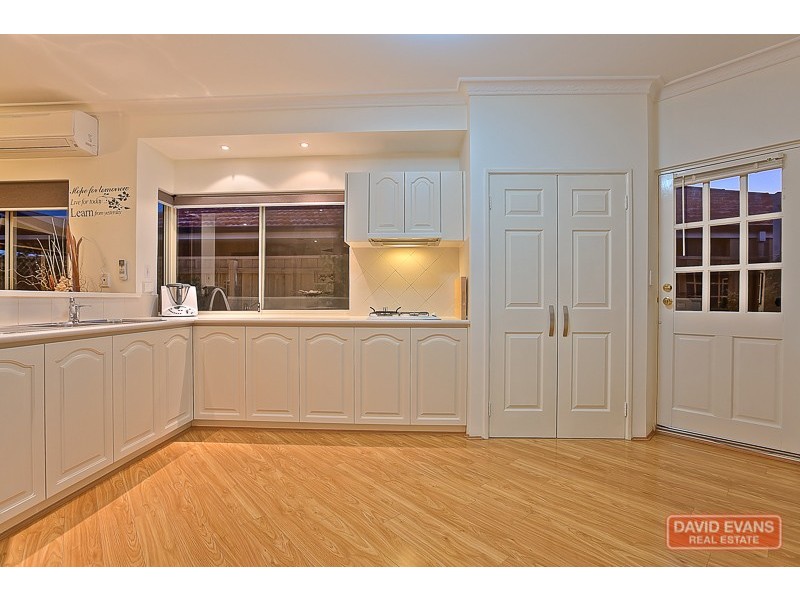 12 Lyttleton Street, Rockingham WA 6168