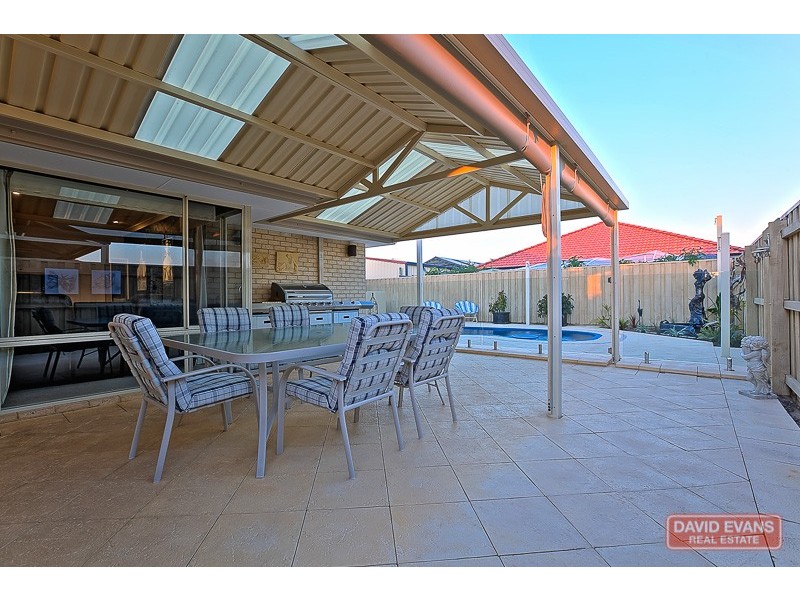 12 Lyttleton Street, Rockingham WA 6168