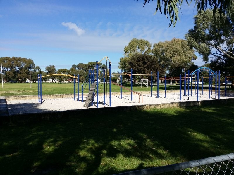 7 Exeter Street, Warnbro WA 6169