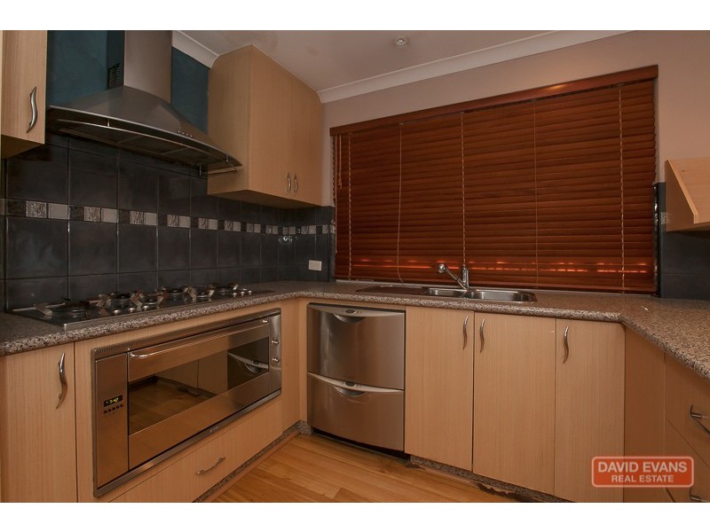 50 Cuthbertson Drive, Cooloongup WA 6168
