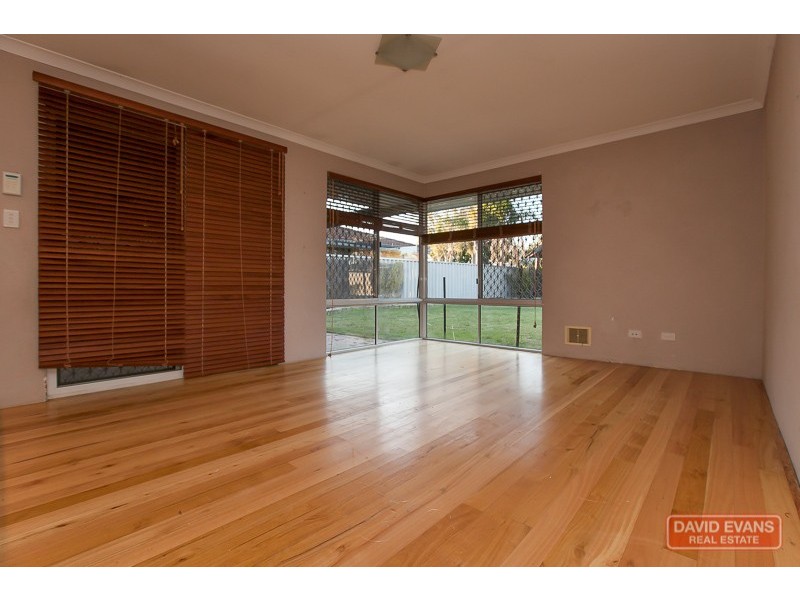 50 Cuthbertson Drive, Cooloongup WA 6168