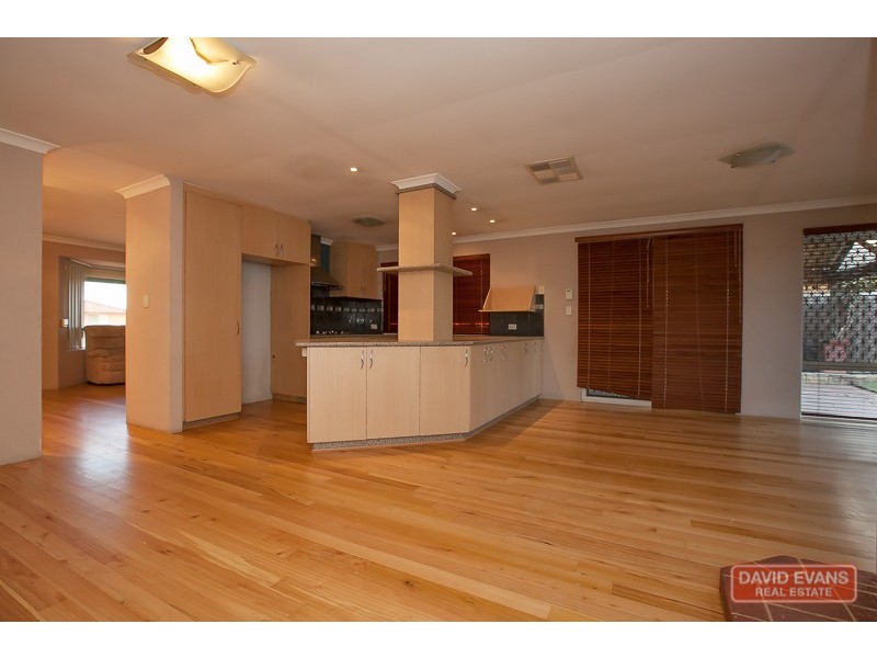 50 Cuthbertson Drive, Cooloongup WA 6168