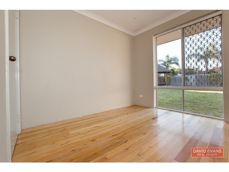 50 Cuthbertson Drive, Cooloongup WA 6168