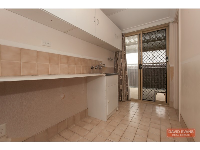 27 Fendam Street, Waikiki WA 6169