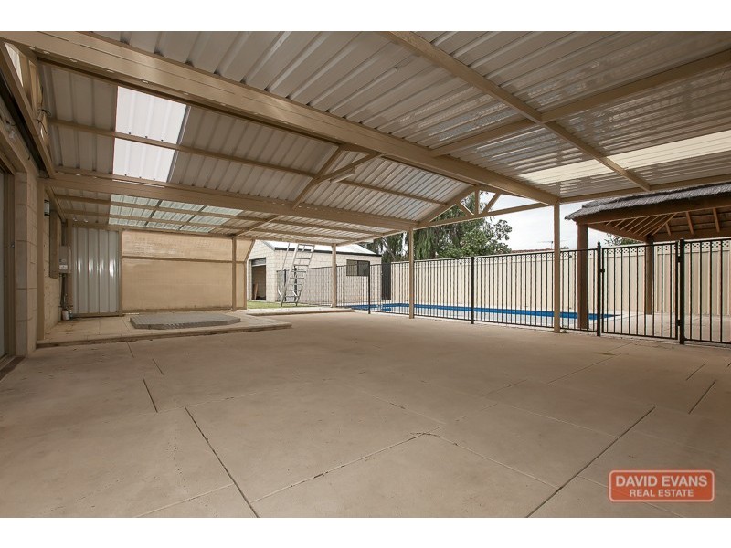 27 Fendam Street, Waikiki WA 6169