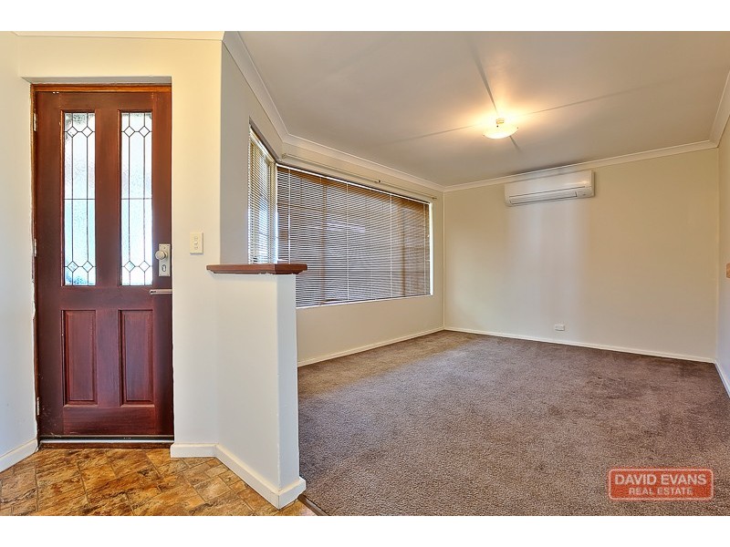 15 Charnley Gardens, Waikiki WA 6169