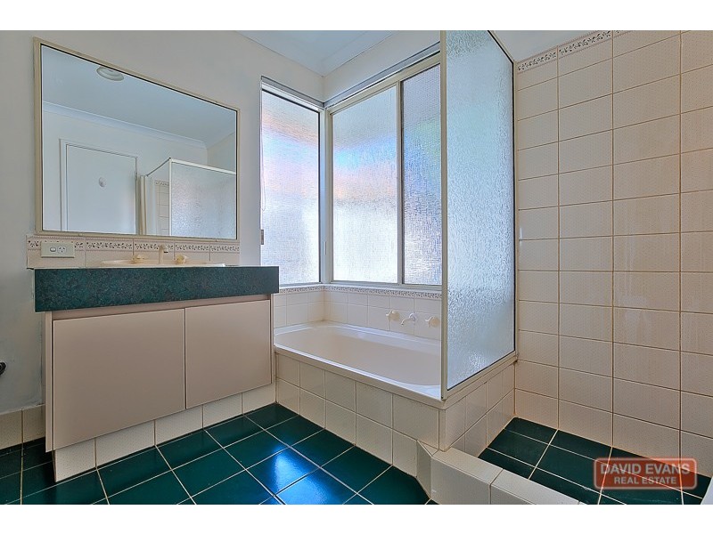 15 Charnley Gardens, Waikiki WA 6169