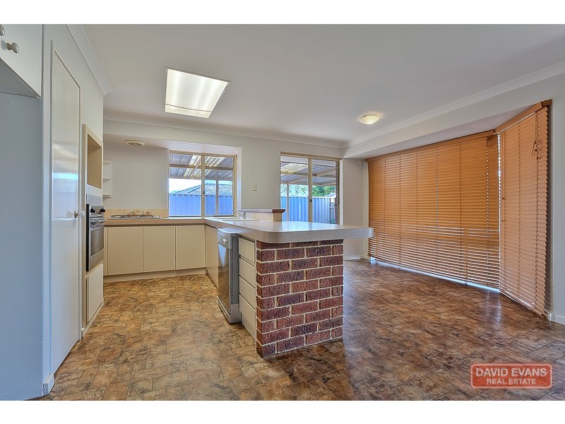 15 Charnley Gardens, Waikiki WA 6169