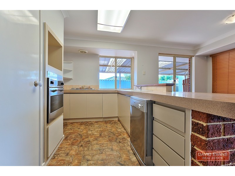 15 Charnley Gardens, Waikiki WA 6169