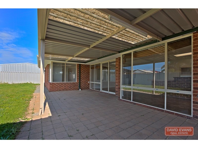 15 Charnley Gardens, Waikiki WA 6169