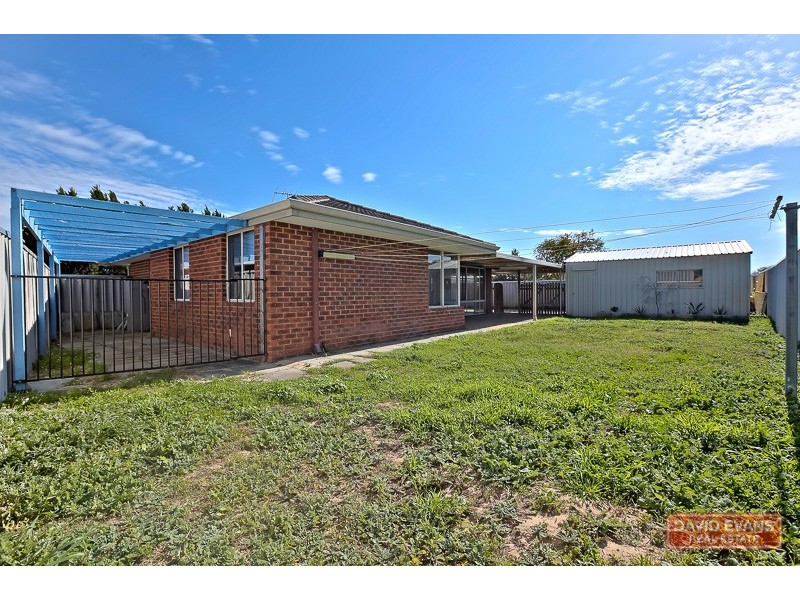 15 Charnley Gardens, Waikiki WA 6169