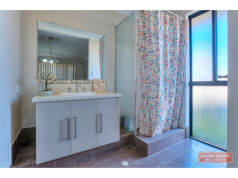 58 Kingaroy Drive, Baldivis WA 6171