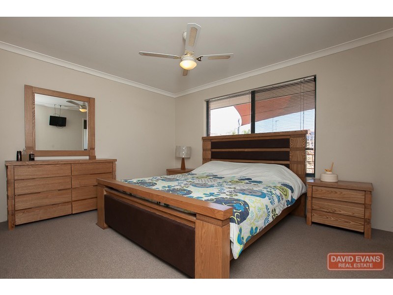 10 Palm Drive, Warnbro WA 6169