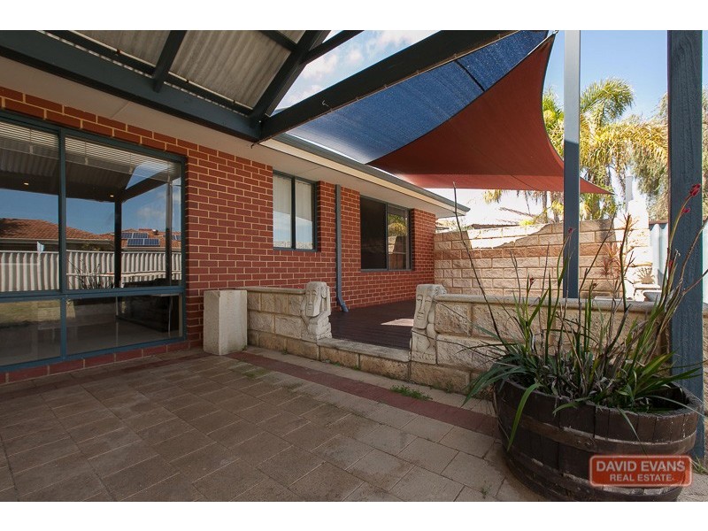 10 Palm Drive, Warnbro WA 6169