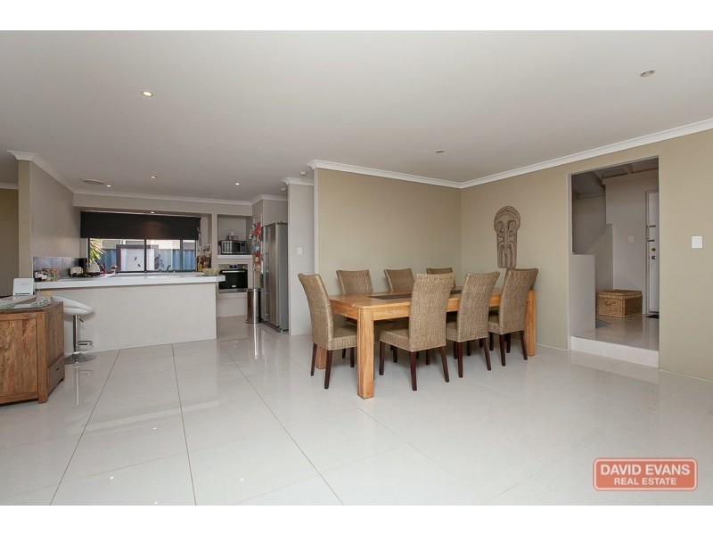 10 Palm Drive, Warnbro WA 6169