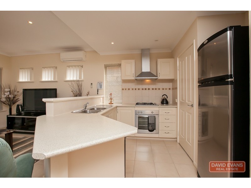 23/9 Bradbury Street, Rockingham WA 6168