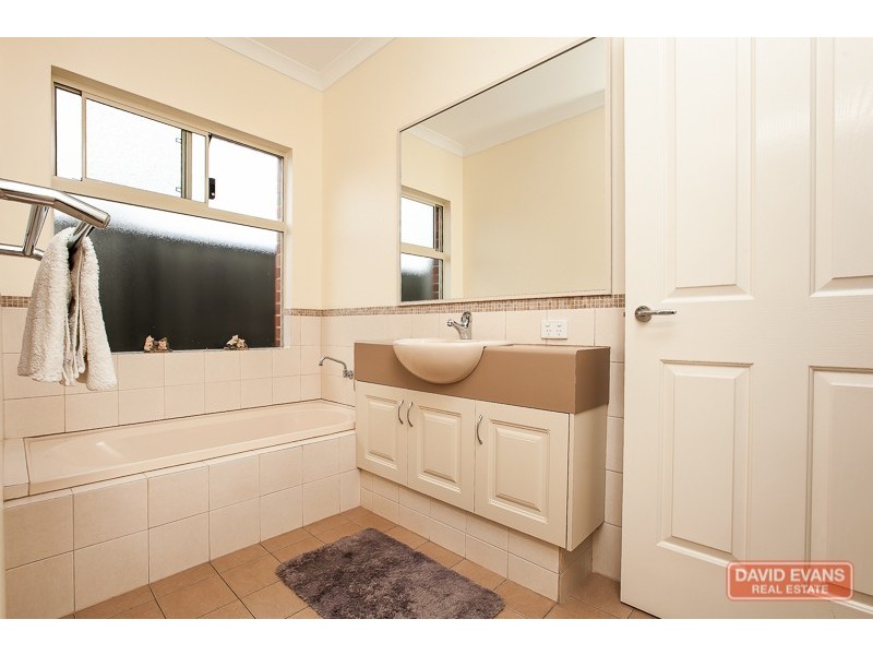 23/9 Bradbury Street, Rockingham WA 6168