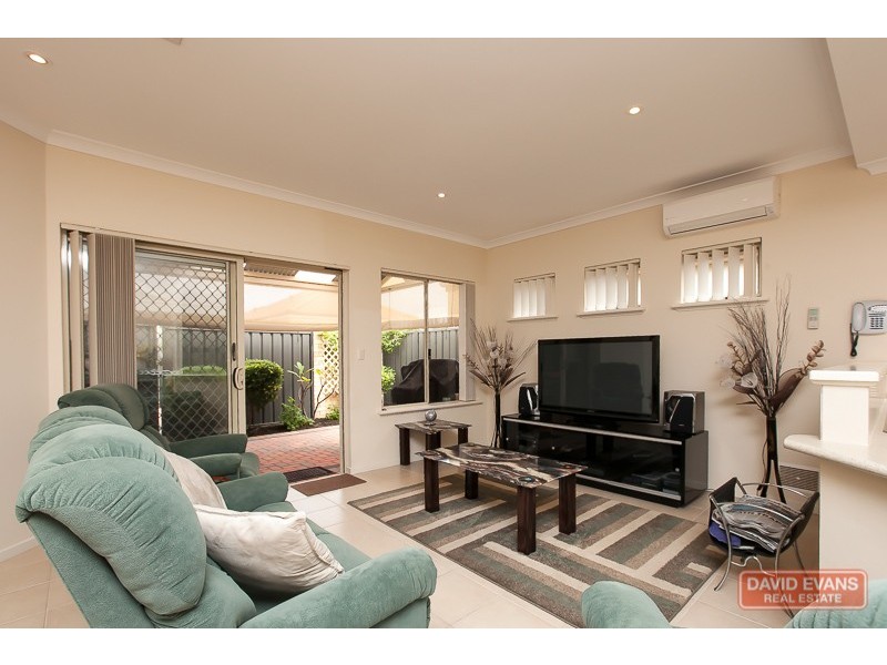 23/9 Bradbury Street, Rockingham WA 6168