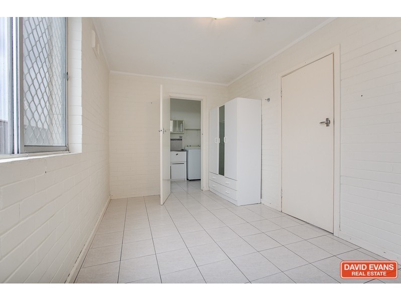 2/45 Parkin Street, Rockingham WA 6168